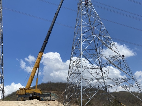 Thi công cẩu lắp đường dây 500KV